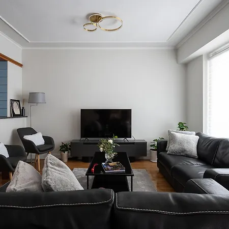 Oly Modern Kateríni